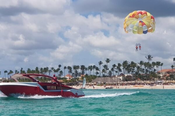 Punta Cana Parasailing Tour - Image 2