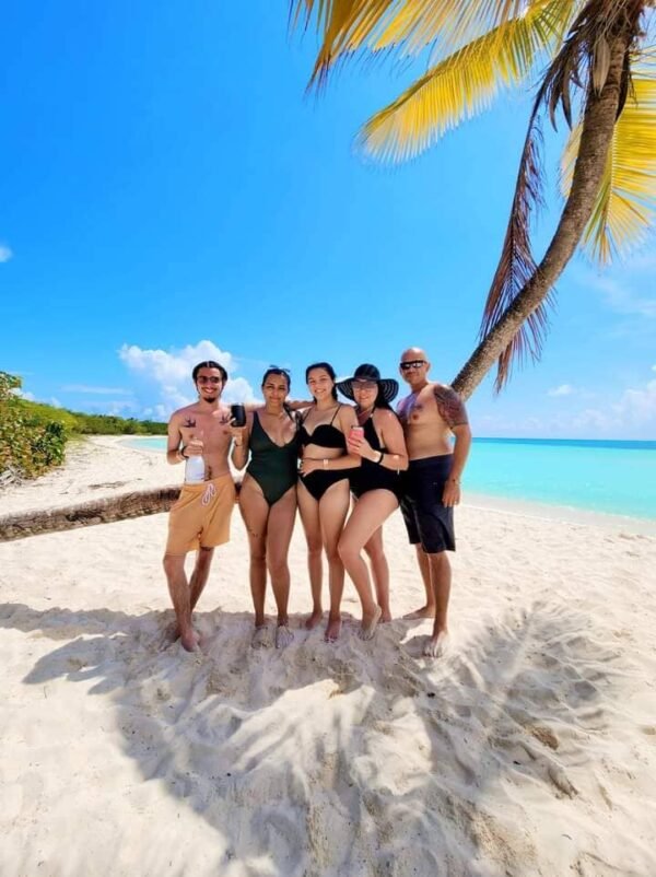 Private Saona Island Tour by Speedboat - Image 11